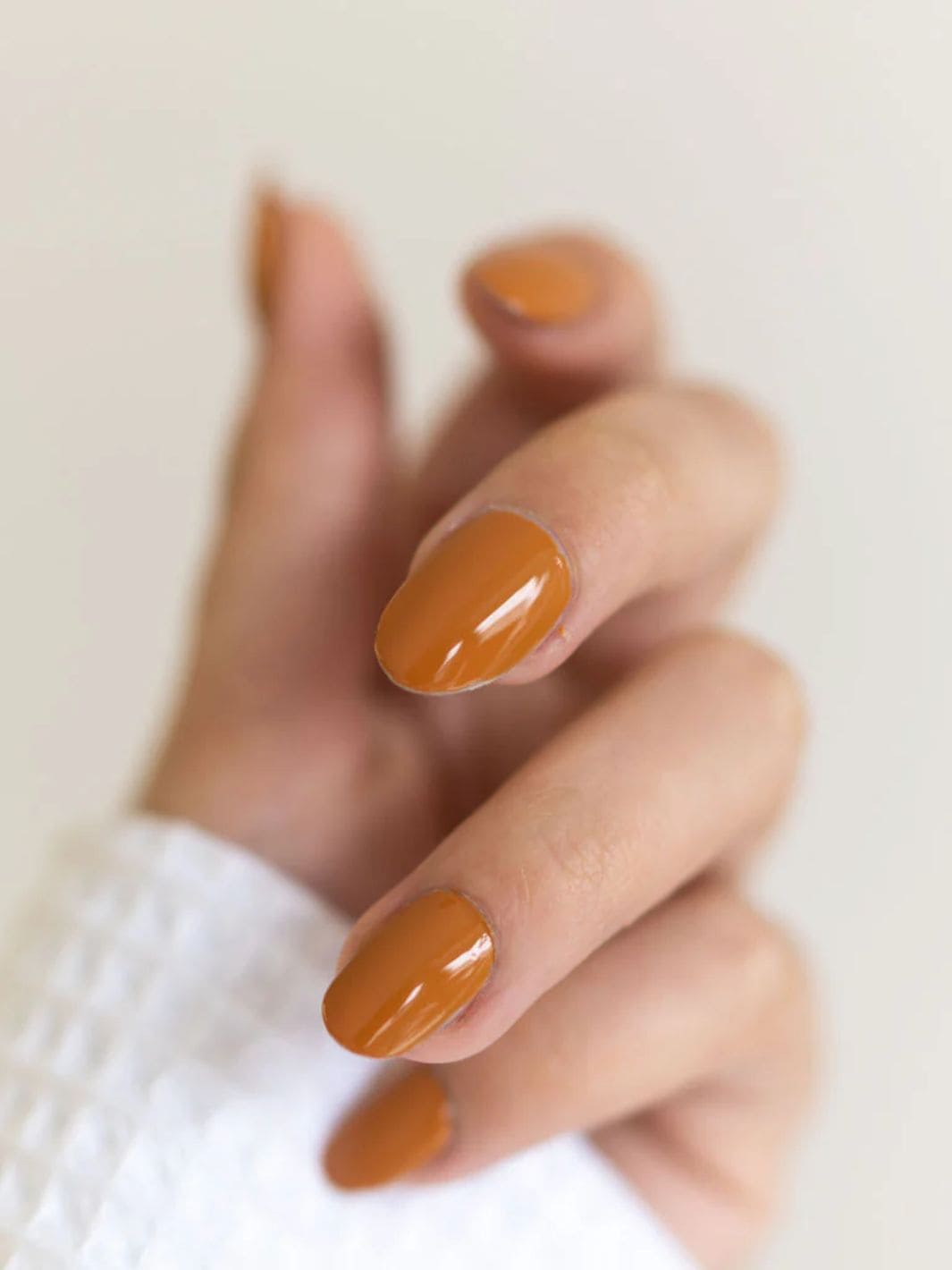Twentyseven Toronto - BKIND Around the World Nail Polish - Val-d'Or