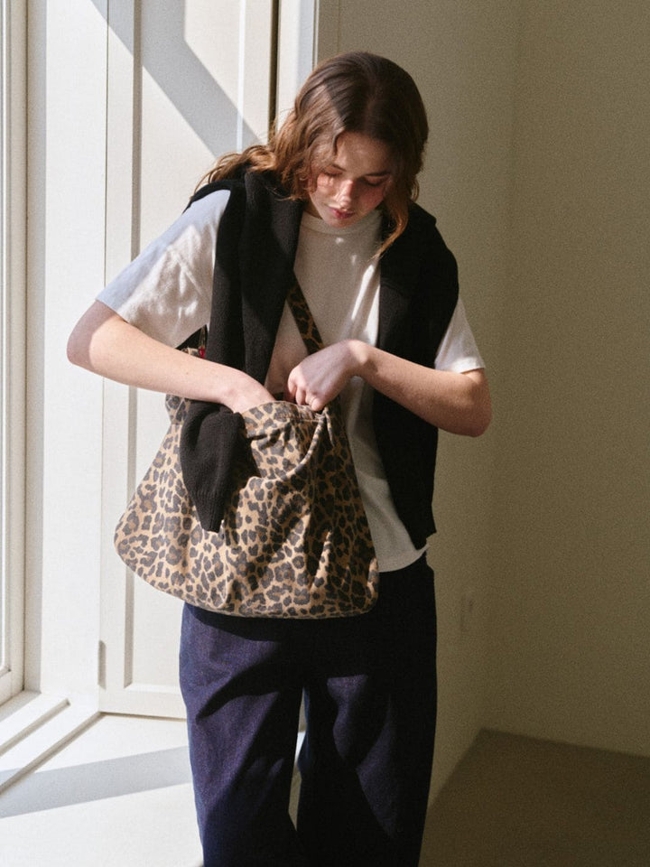 Le Bon Shoppe Happy Carry Bag in Leopard | Twentyseven Toronto