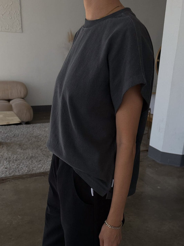 Le Bon Shoppe Jeanne Tee in Almost Black | Twentyseven Toronto