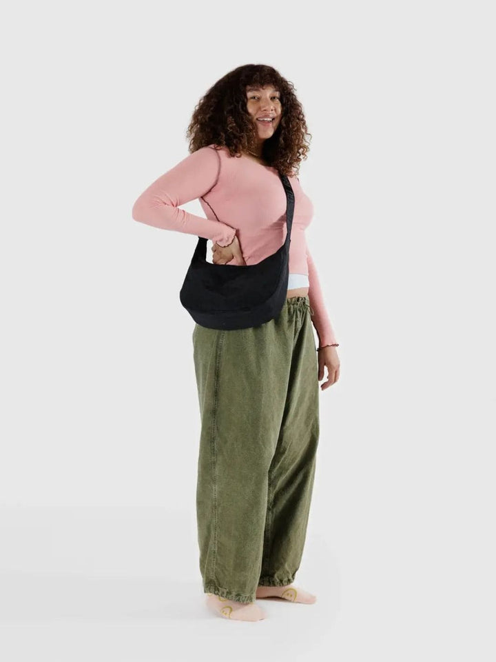 BAGGU Medium Nylon Crescent Bag in Black | Twentyseven Toronto