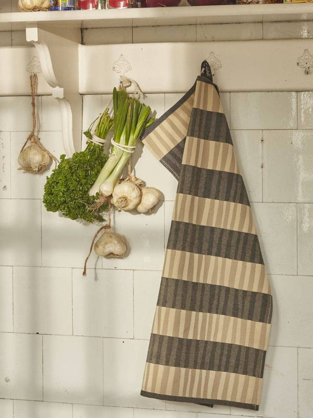 Sylvie Thiriez Tea towel Piscine noir | Twentyseven Toronto