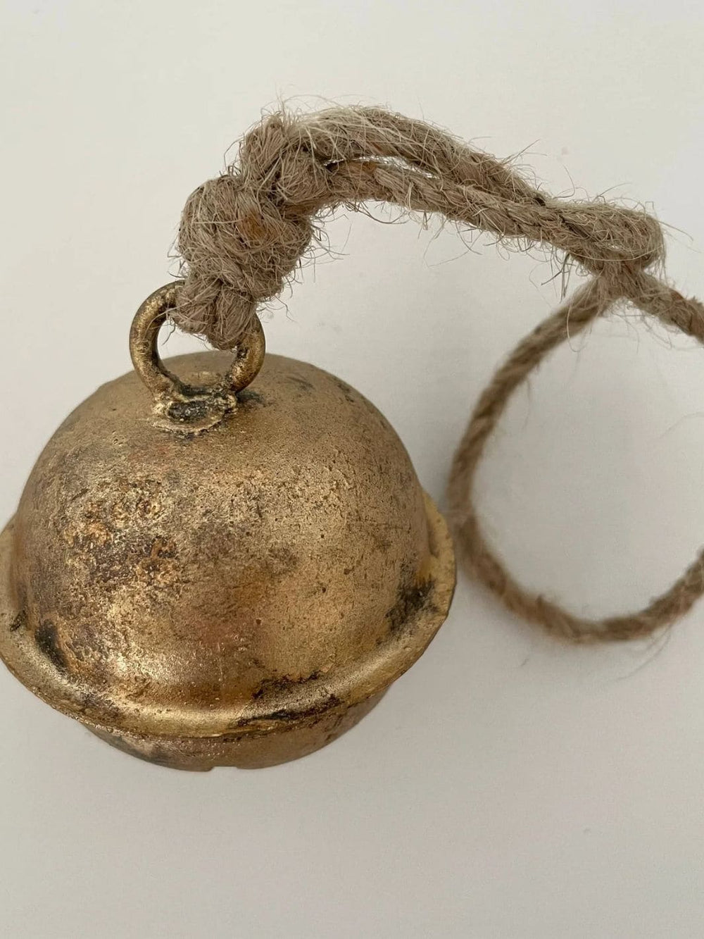 Fort & Field 2 1/2" Cross-Cut Sleigh Jingle Brass Finish Bell Jute Hanger | Twentyseven Toronto