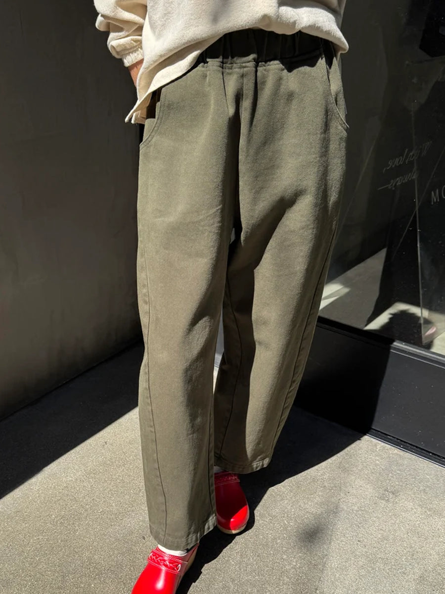 Model wearing Le Bon Shoppe Arc Pants in Olive, showing the relaxed tapered fit and elastic waistband | Twentyseven Toronto