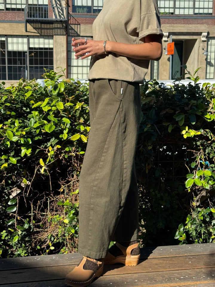 Le Bon Shoppe Arc Pants in Olive | Twentyseven Toronto