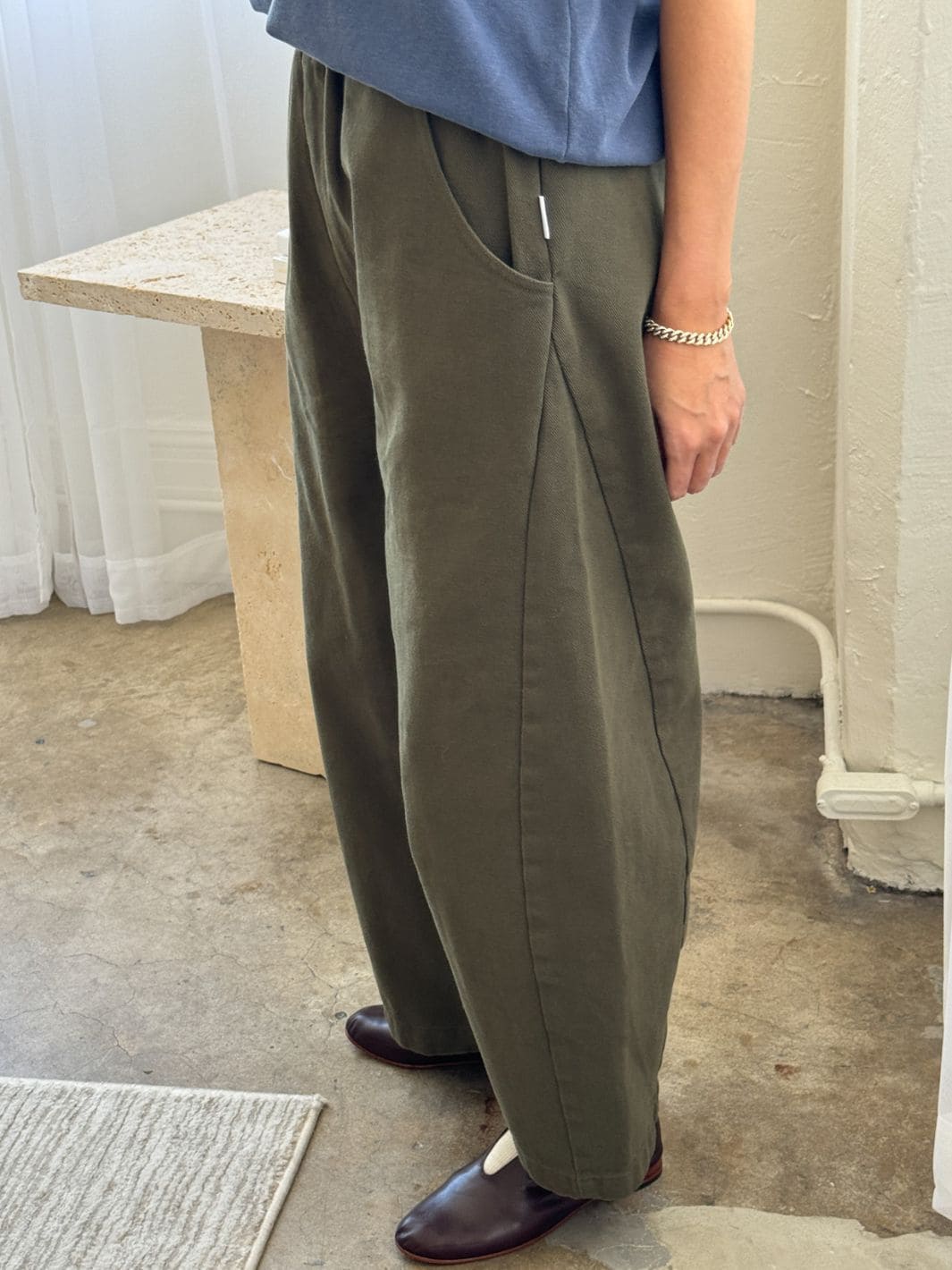 Le Bon Shoppe Arc Pants in Olive | Twentyseven Toronto