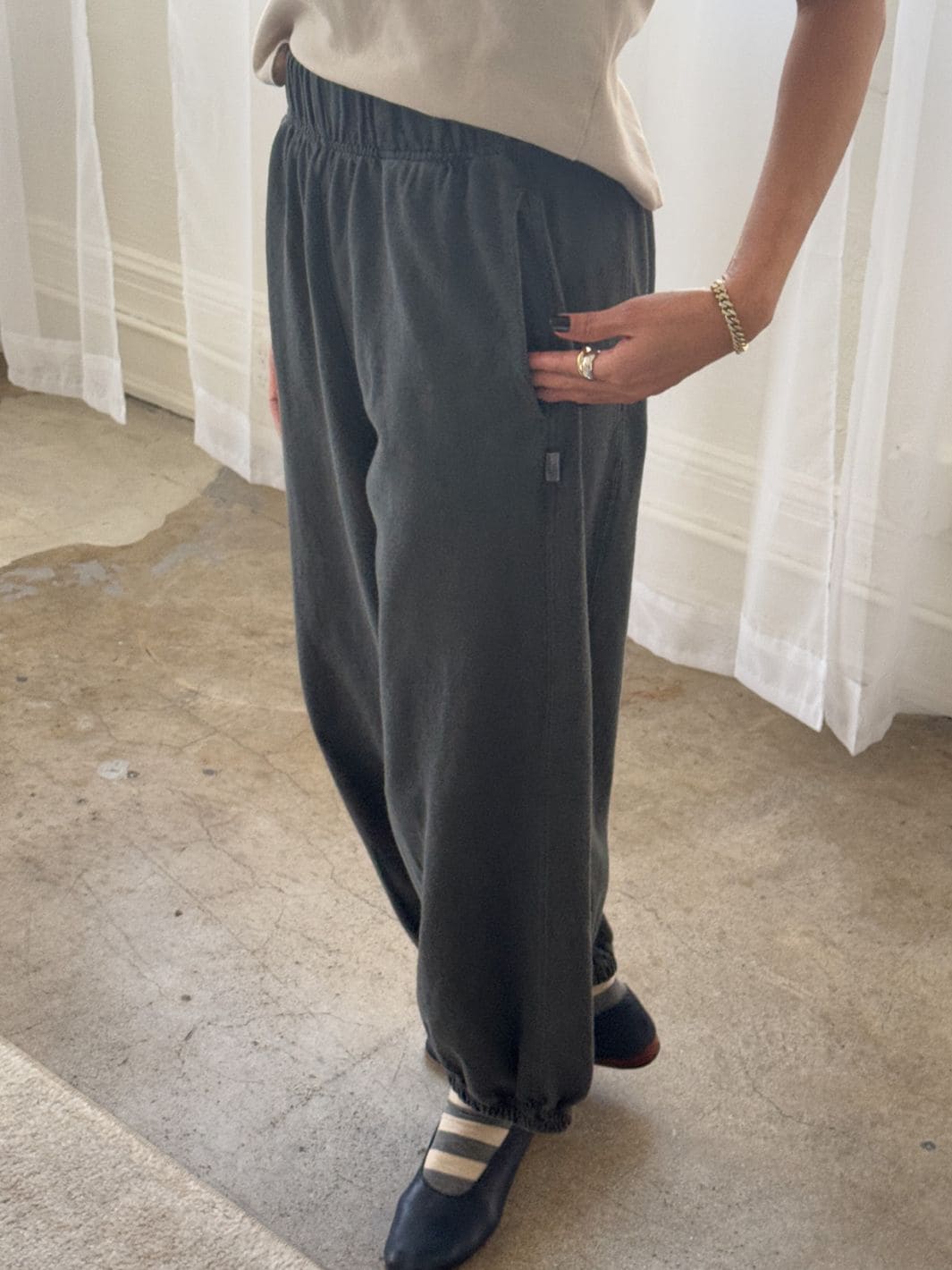 Le Bon Shoppe Balloon Pants - Almost Black | Twentyseven Toronto