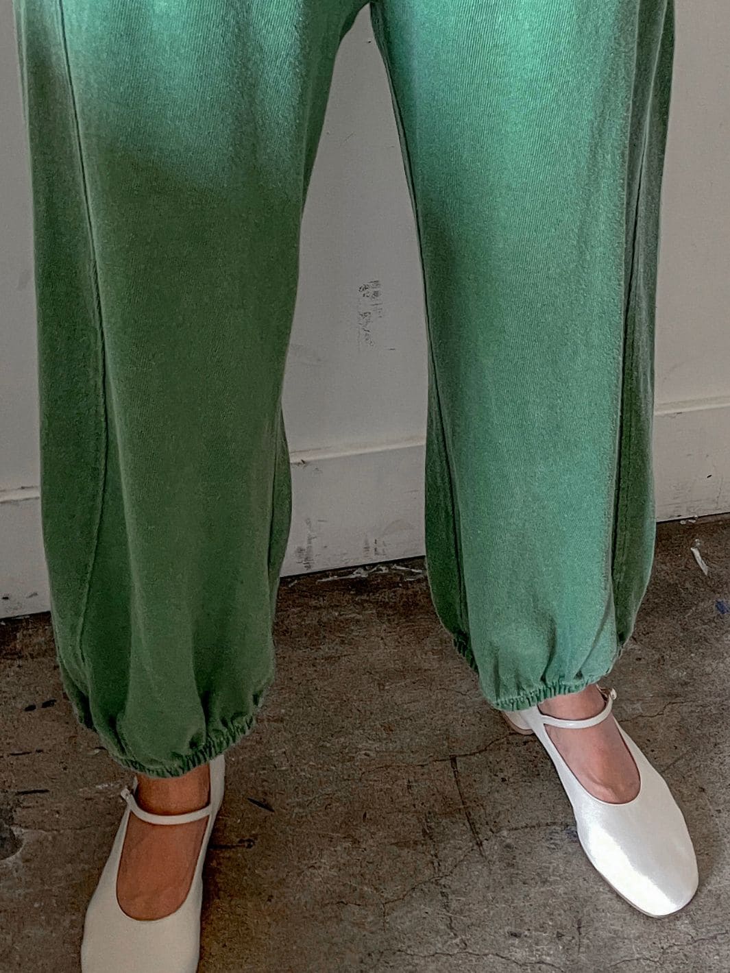 Le Bon Shoppe Balloon Pants in Basil | Twentyseven Toronto