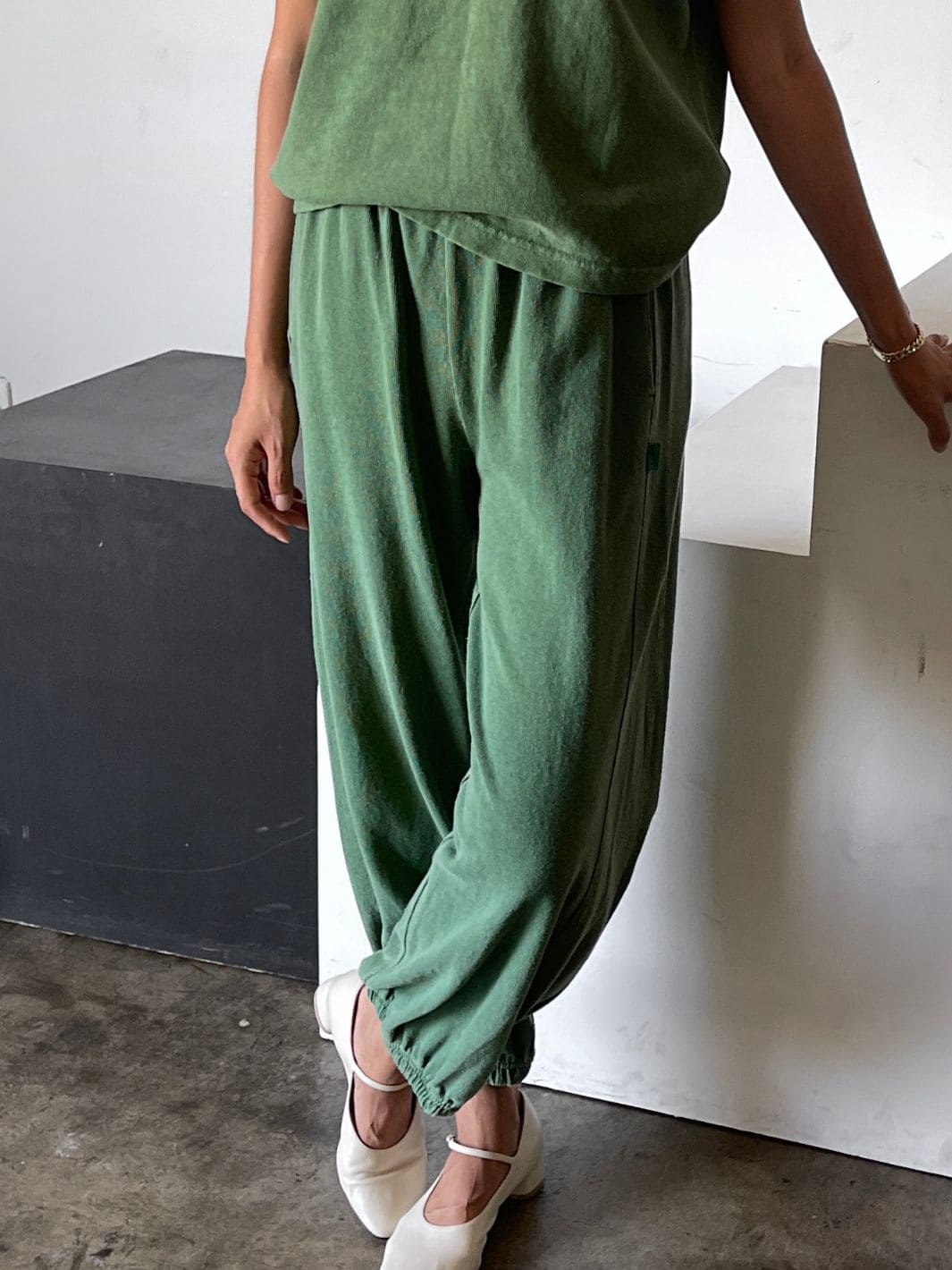 Le Bon Shoppe Balloon Pants in Basil | Twentyseven Toronto