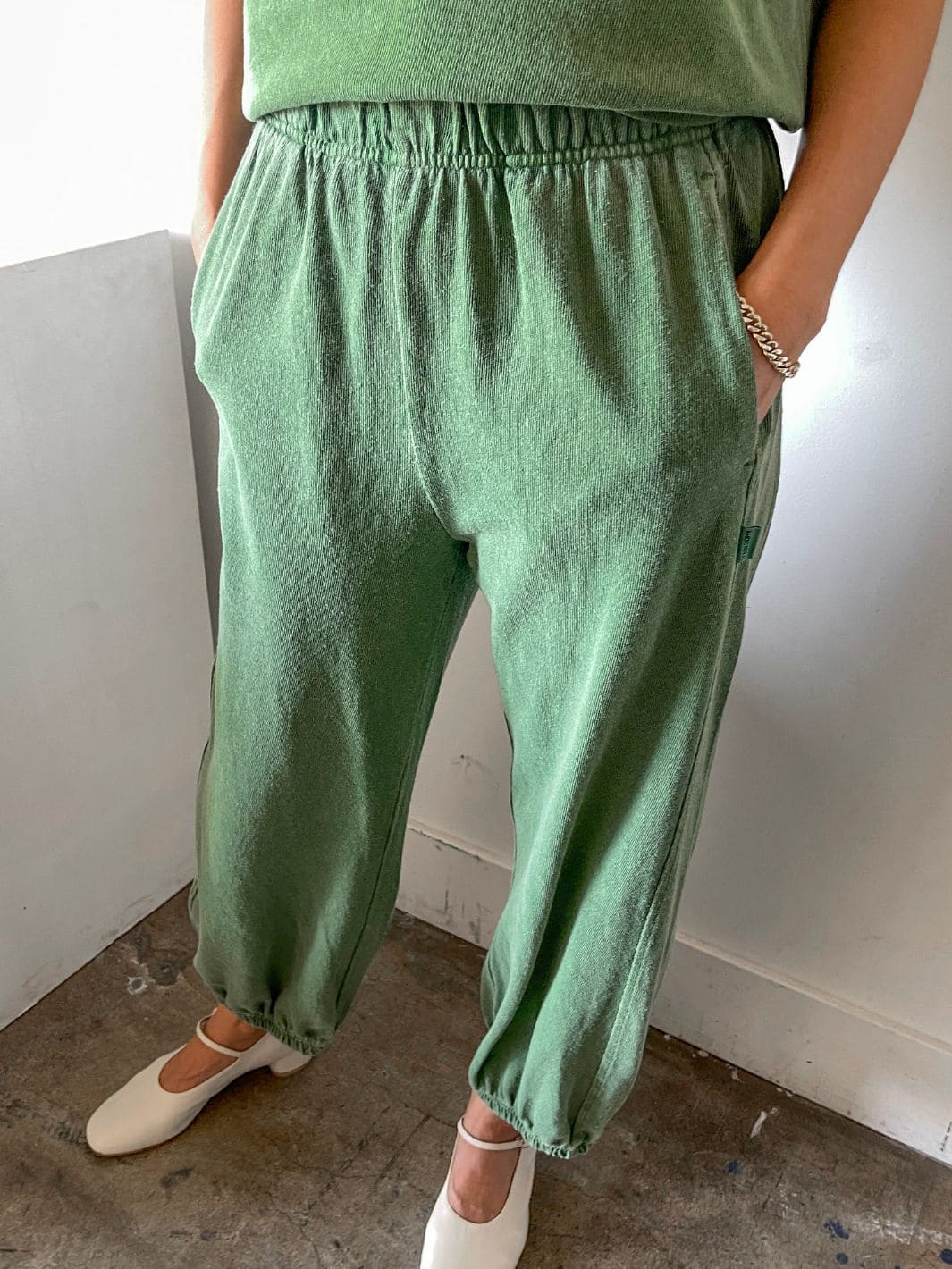 Le Bon Shoppe Balloon Pants in Basil | Twentyseven Toronto