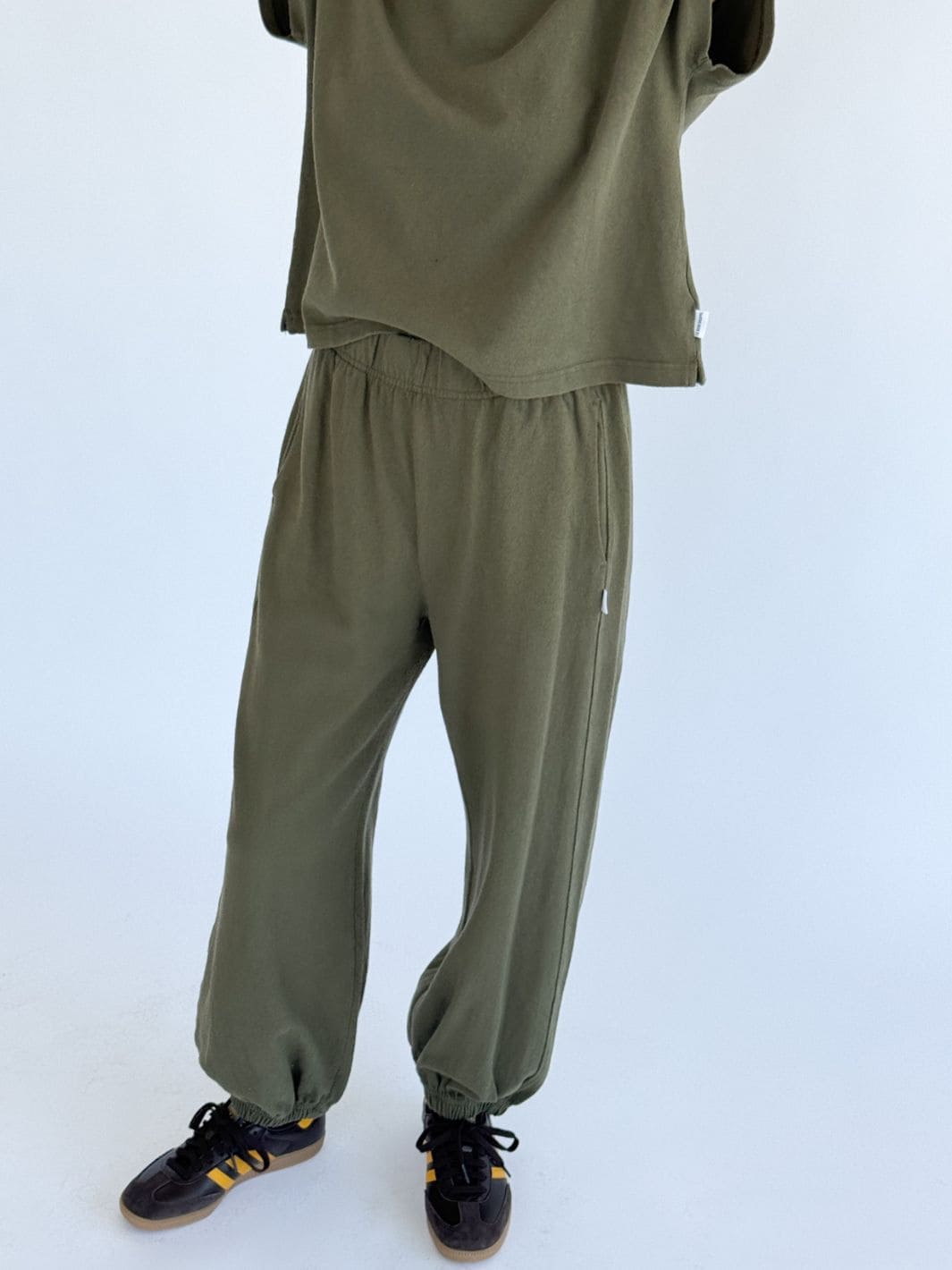 Le Bon Shoppe Balloon Pants in Olive | Twentyseven Toronto