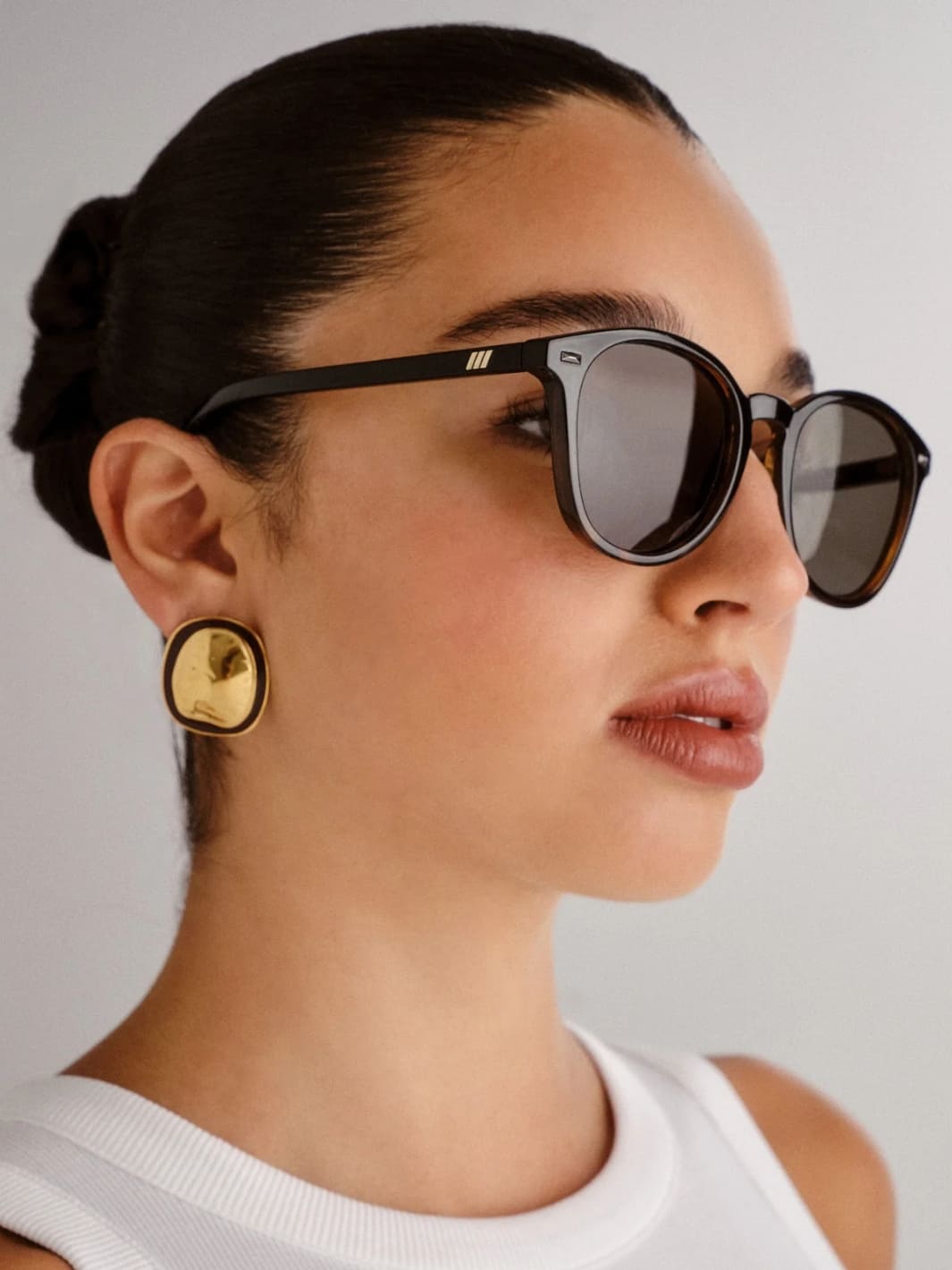 Le Specs Bandwagon Sunglasses in Black Tort | Twentyseven Toronto