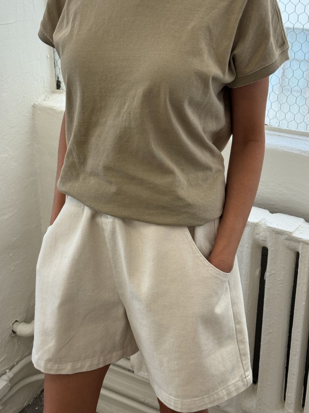 Le Bon Shoppe City Shorts in Naturel | Twentyseven Toronto