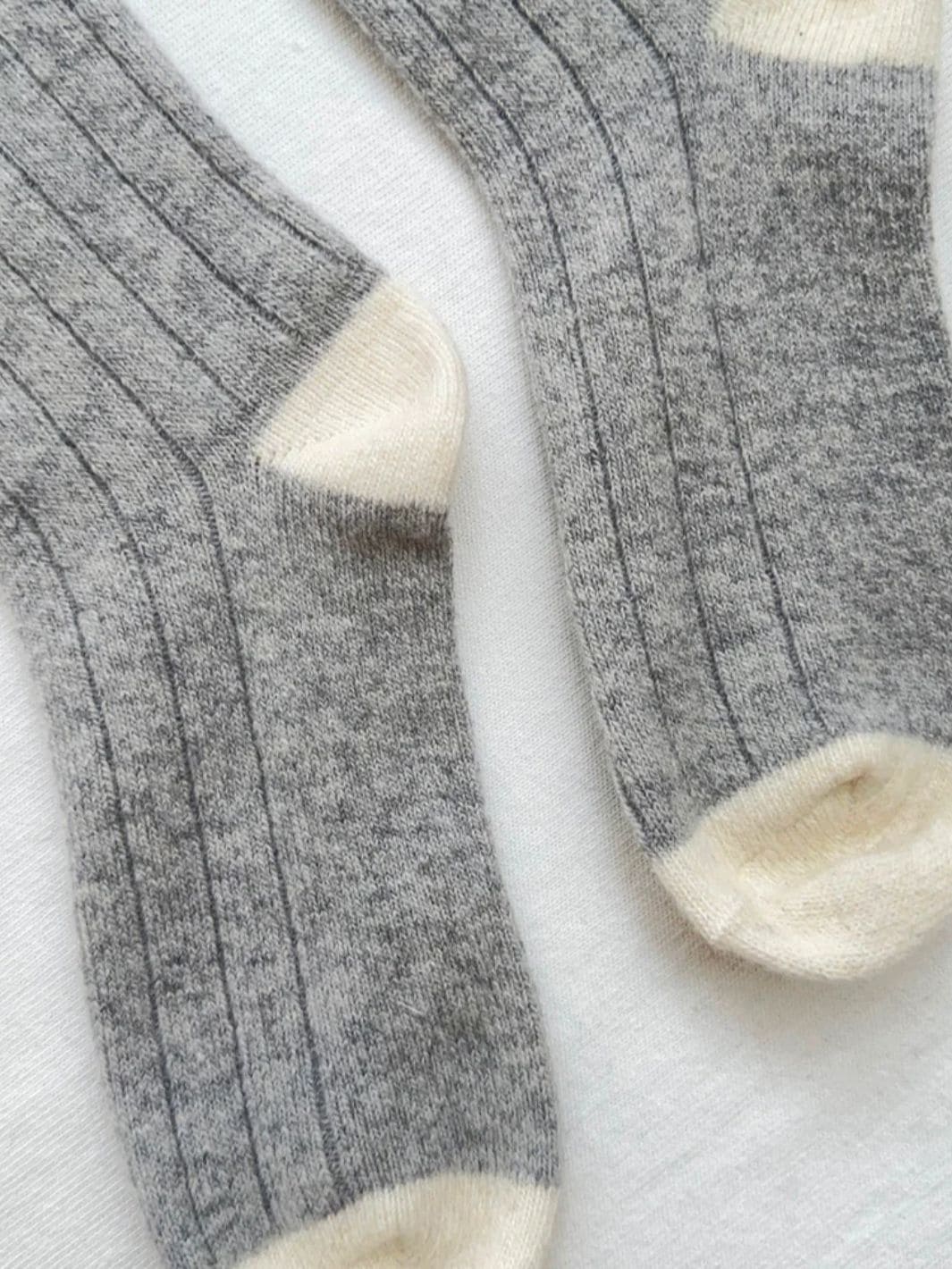 Le Bon Shoppe Classic Cashmere Socks - Grey Melange | Twentyseven Toronto