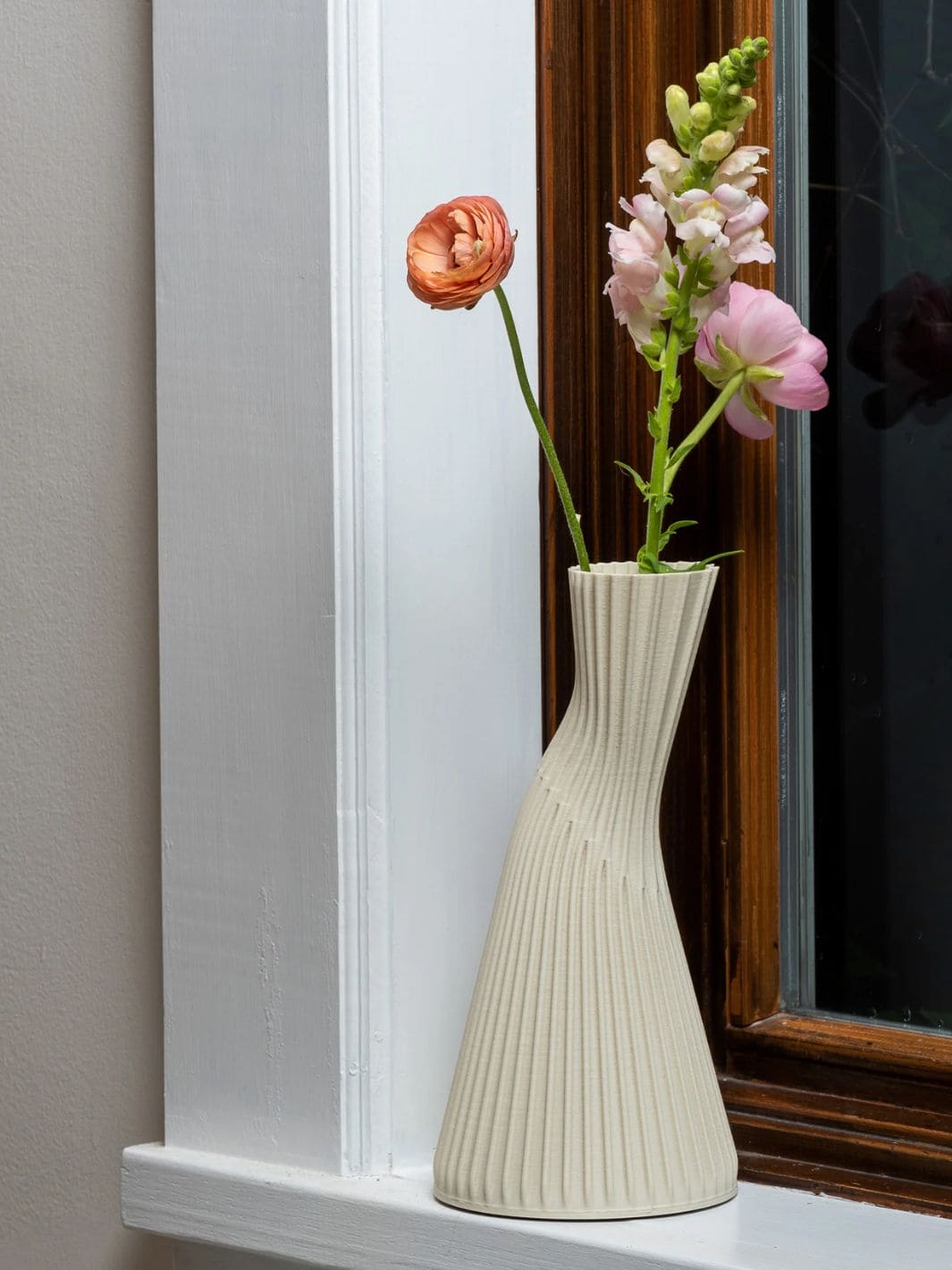 Cyrc Conan Vase - Eggshell | Twentyseven Toronto