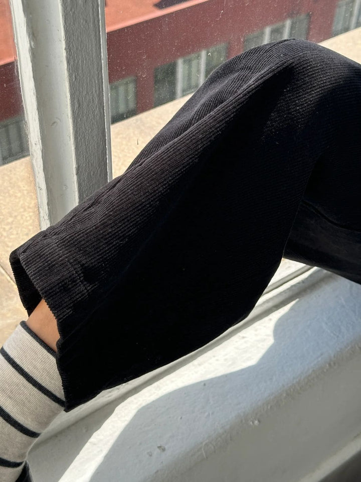 Le Bon Shoppe Corduroy Arc Pants in Black | Twentyseven Toronto