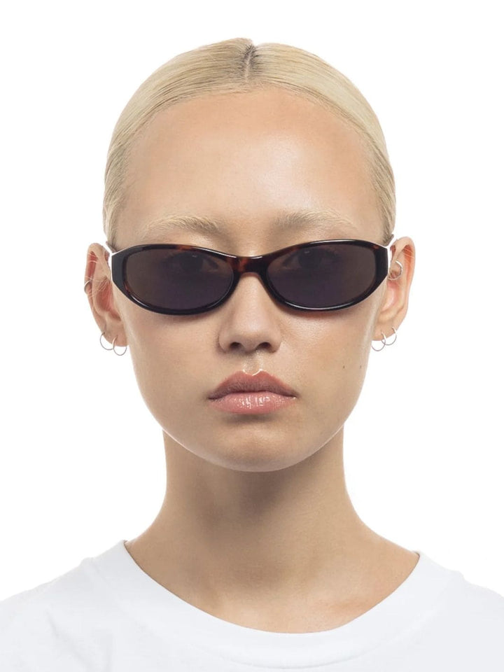 Twentyseven Toronto - Le Specs Don't Cha - Tort