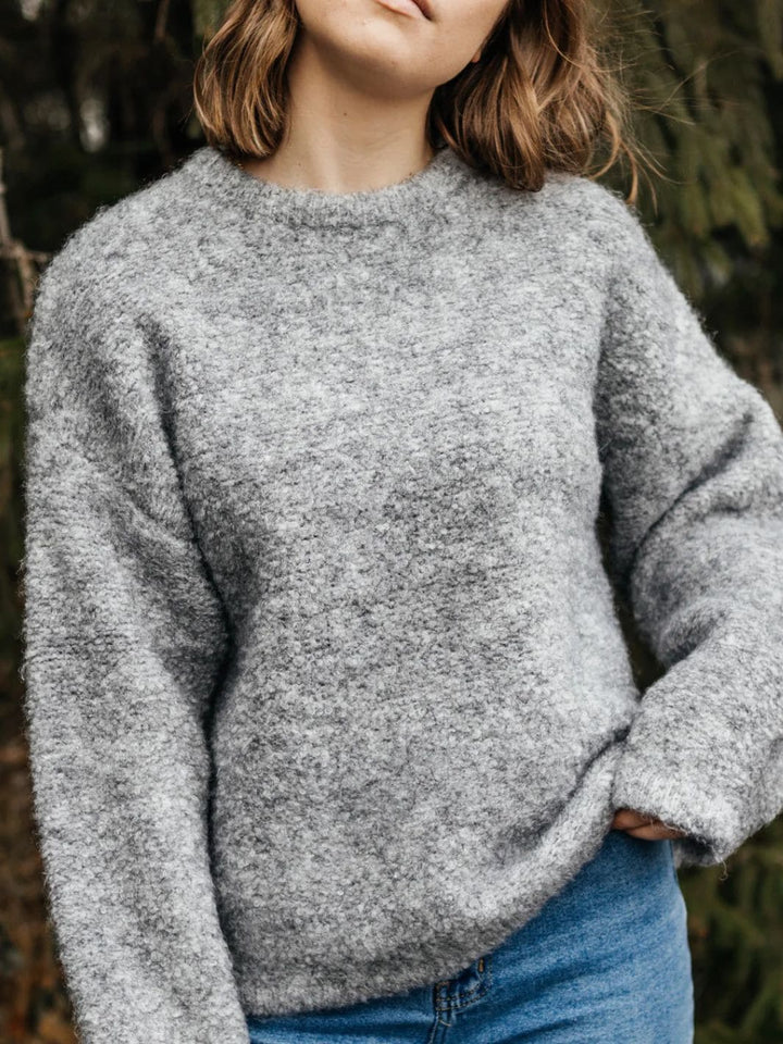 Le Bon Shoppe Envie Sweater in Heather Grey | Twentyseven Toronto