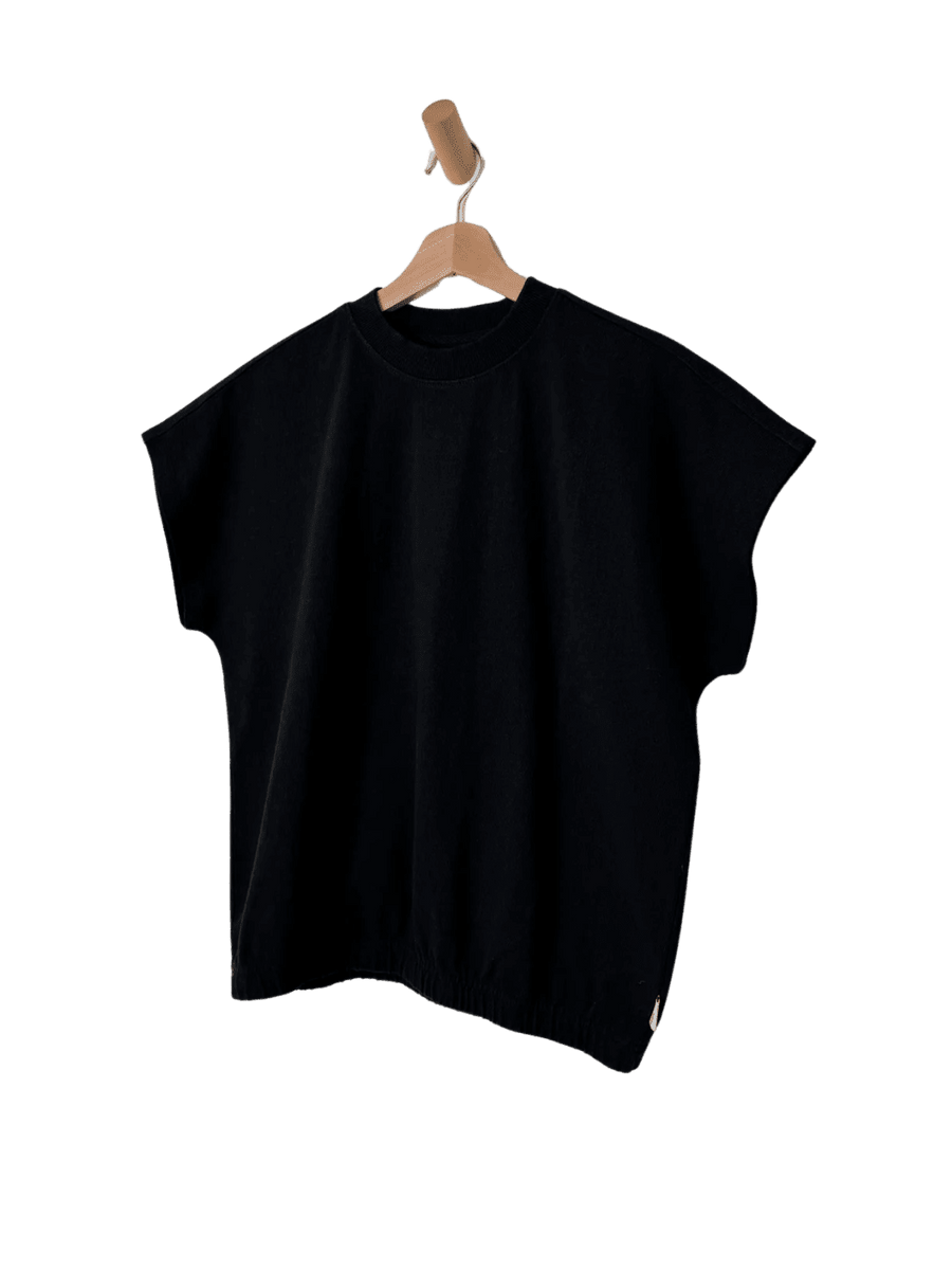 Le Bon Shoppe Fei Tee in Black | Twentyseven Toronto
