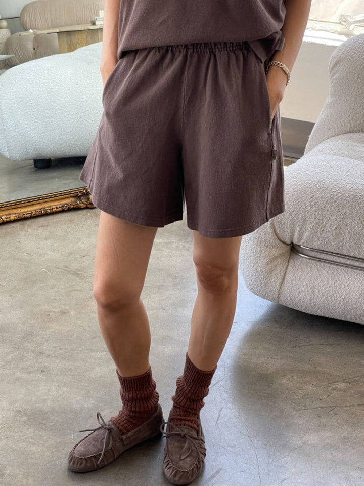 Le Bon Shoppe Flared Basketball Shorts in Chocolate | Twentyseven Toronto