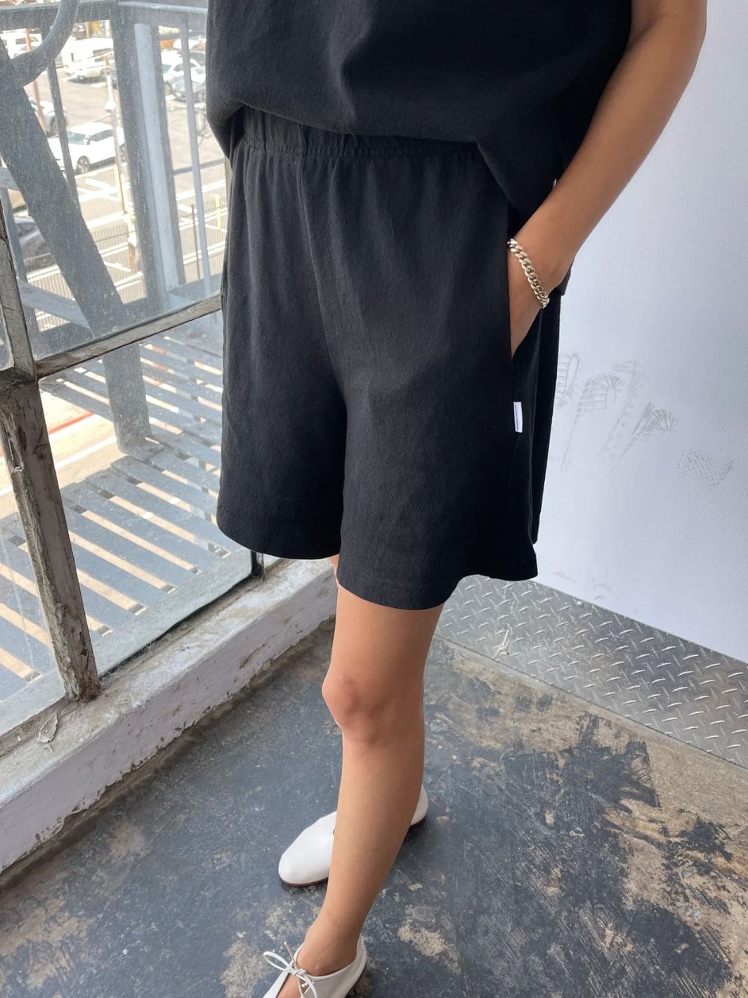 Le Bon Shoppe Flared Basketball Shorts in Black | Twentyseven Toronto