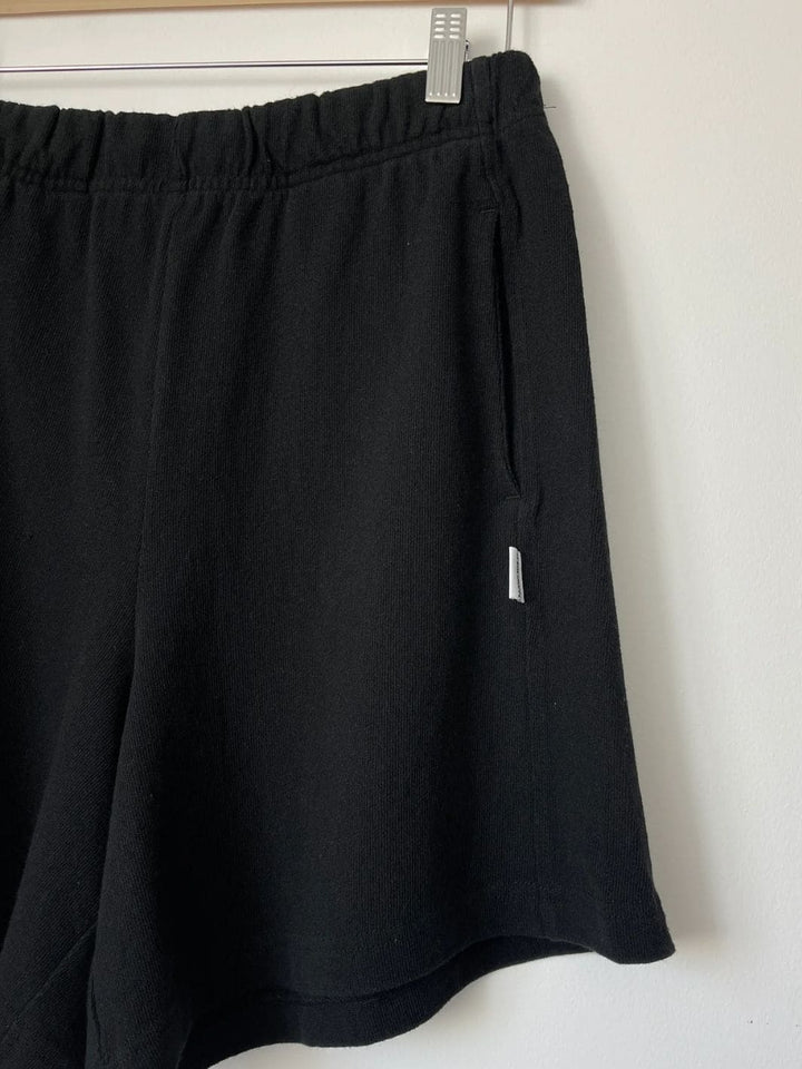 Le Bon Shoppe Flared Basketball Shorts in Black | Twentyseven Toronto