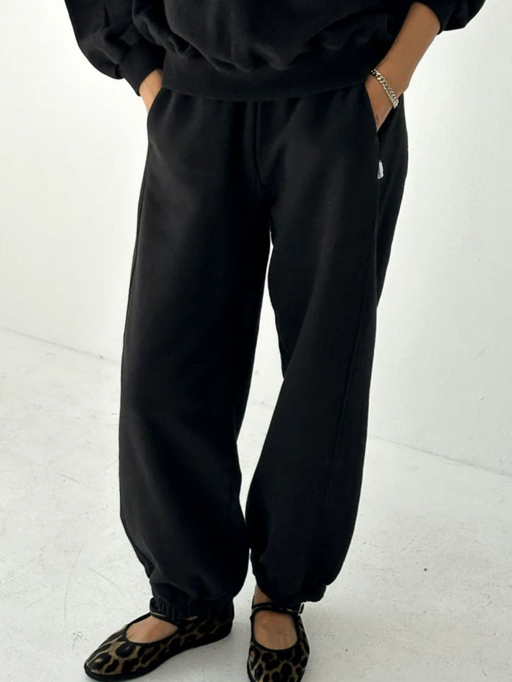 Le Bon Shoppe French Terry Balloon Pants in Black | Twentyseven Toronto