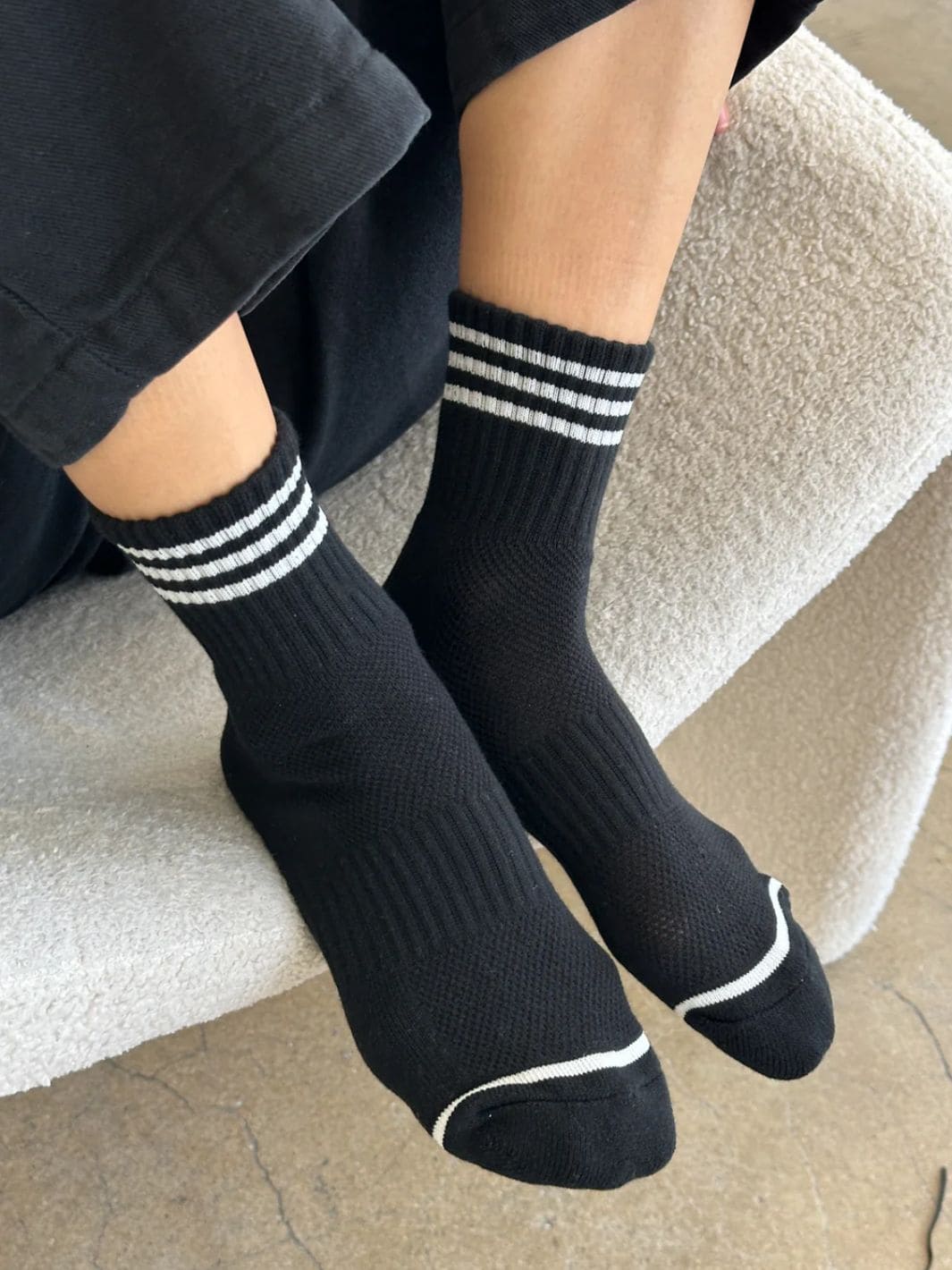 Twentyseven Toronto - Le Bon Shoppe Girlfriend Socks - Black