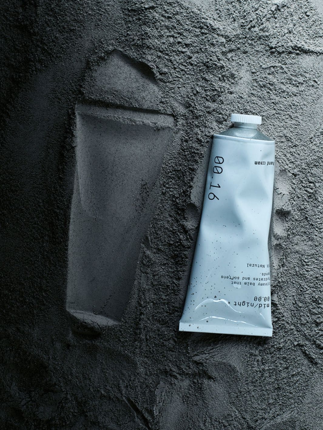 Midnight Cosmetics Hand Cream 00.16, 50ml | 1.69 Fl.Oz | Twentyseven Toronto