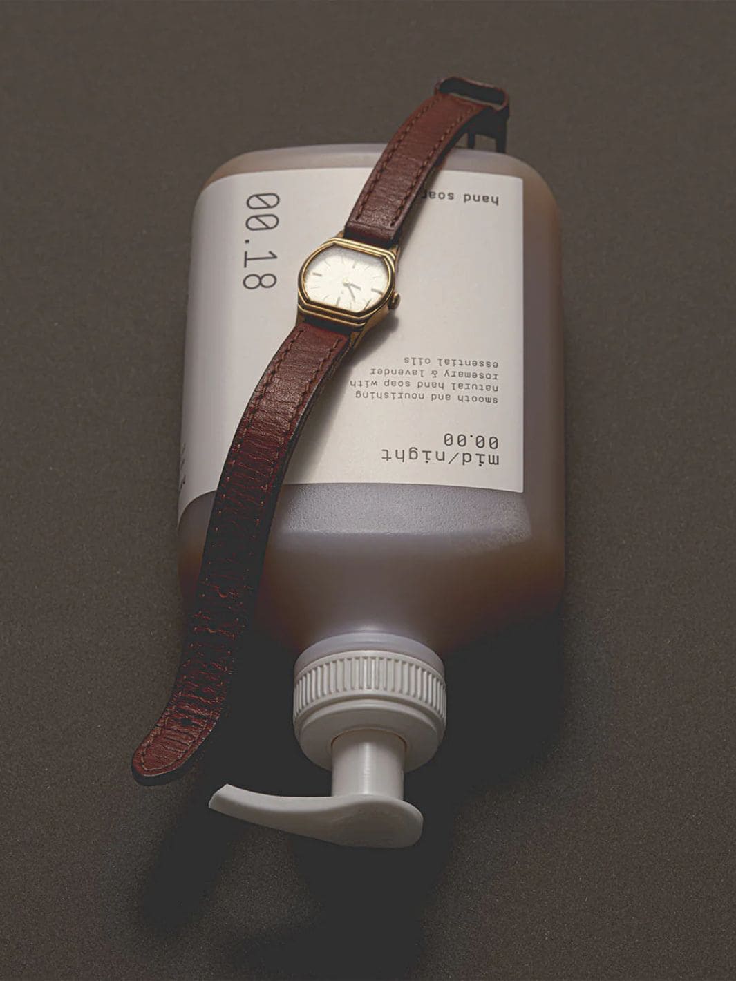 Midnight Cosmetics Hand Soap 00.18, 300ml | 10.14 Fl.Oz. | Twentyseven Toronto