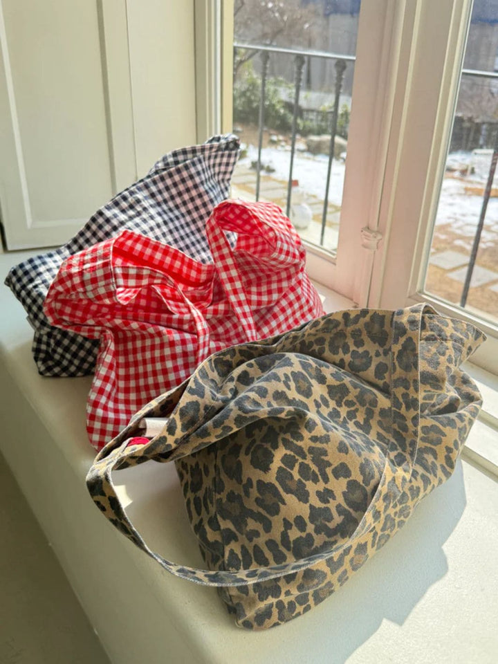 Le Bon Shoppe Happy Carry Bag, Leopard, Navy Gingham, Red Gingham | Twentyseven Toronto