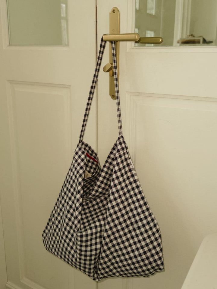 Le Bon Shoppe Happy Carry Bag in Navy Gingham | Twentyseven Toronto