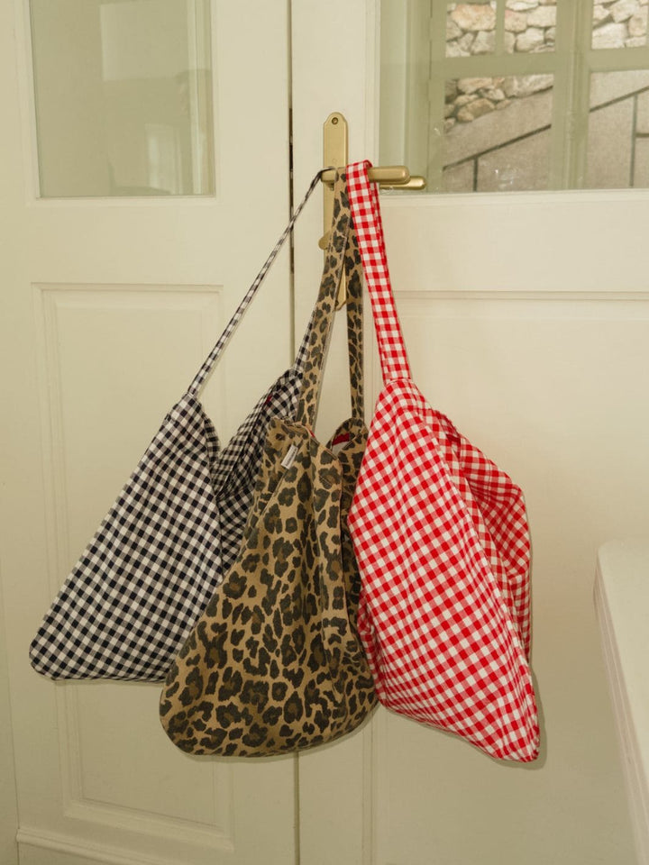 Le Bon Shoppe Happy Carry Bag in Navy Gingham | Twentyseven Toronto