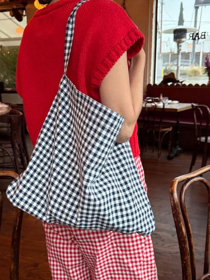 Le Bon Shoppe Happy Carry Bag in Navy Gingham | Twentyseven Toronto