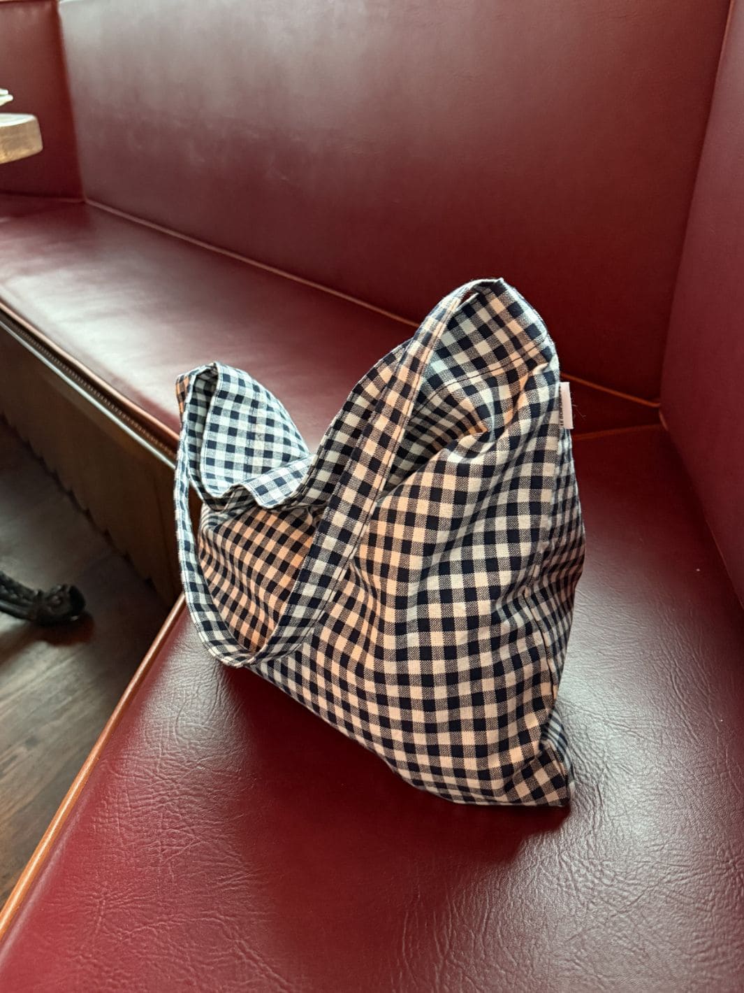 Le Bon Shoppe Happy Carry Bag in Navy Gingham | Twentyseven Toronto