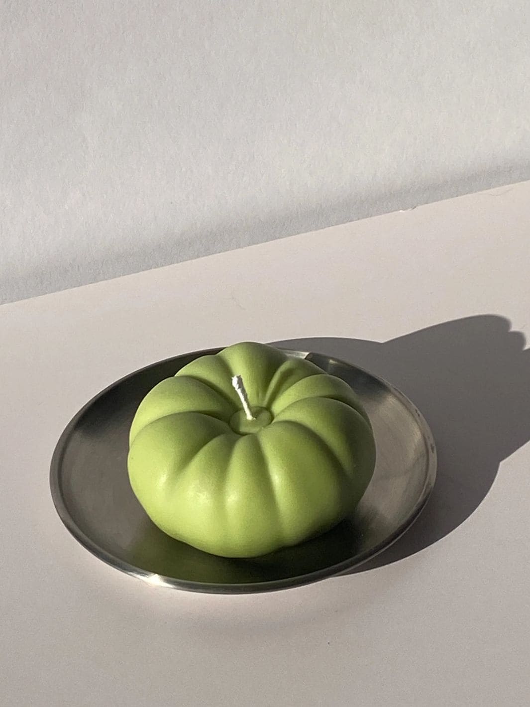 Scandles Heirloom Tomato Candle - Green | Twentyseven Toronto