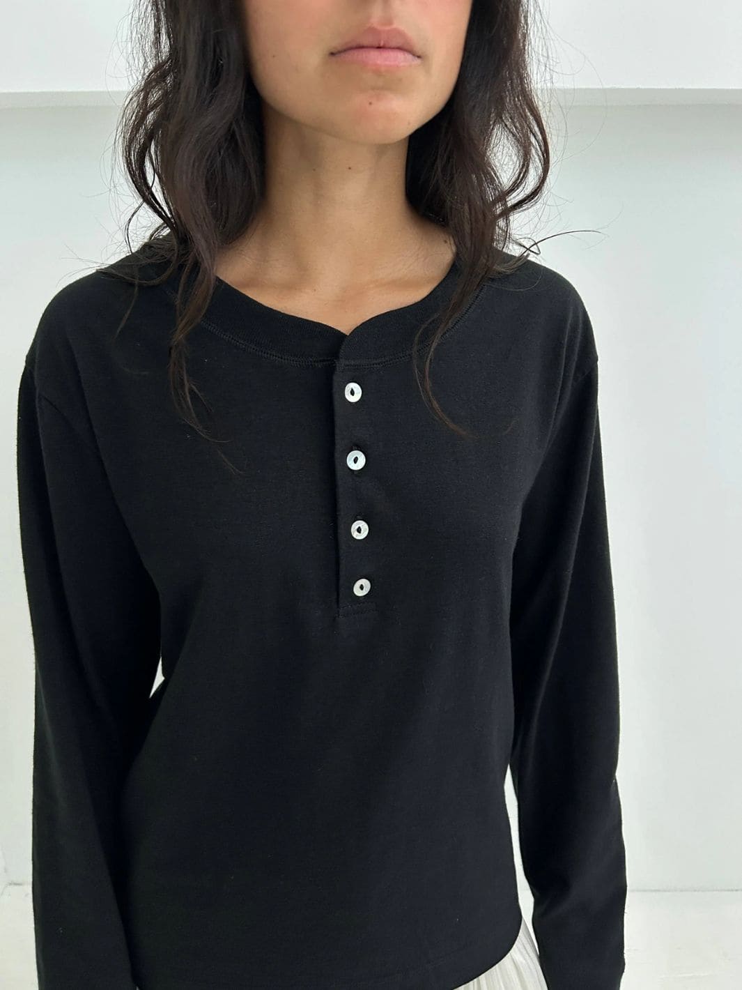 Merge Hemp Bay Henley - Black | Twentyseven Toronto