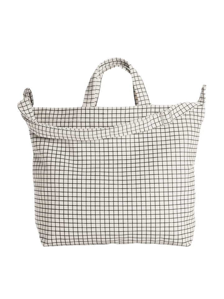 BAGGU Horizontal Zip Duck Bag in Natural Grid | Twentyseven Toronto