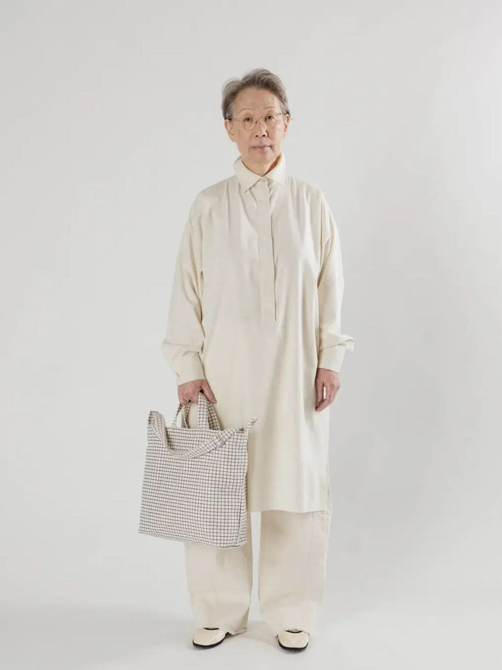 BAGGU Horizontal Zip Duck Bag in Natural Grid | Twentyseven Toronto