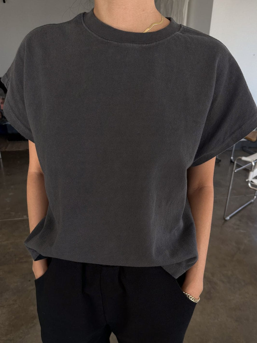 Le Bon Shoppe Jeanne Tee in Almost Black | Twentyseven Toronto