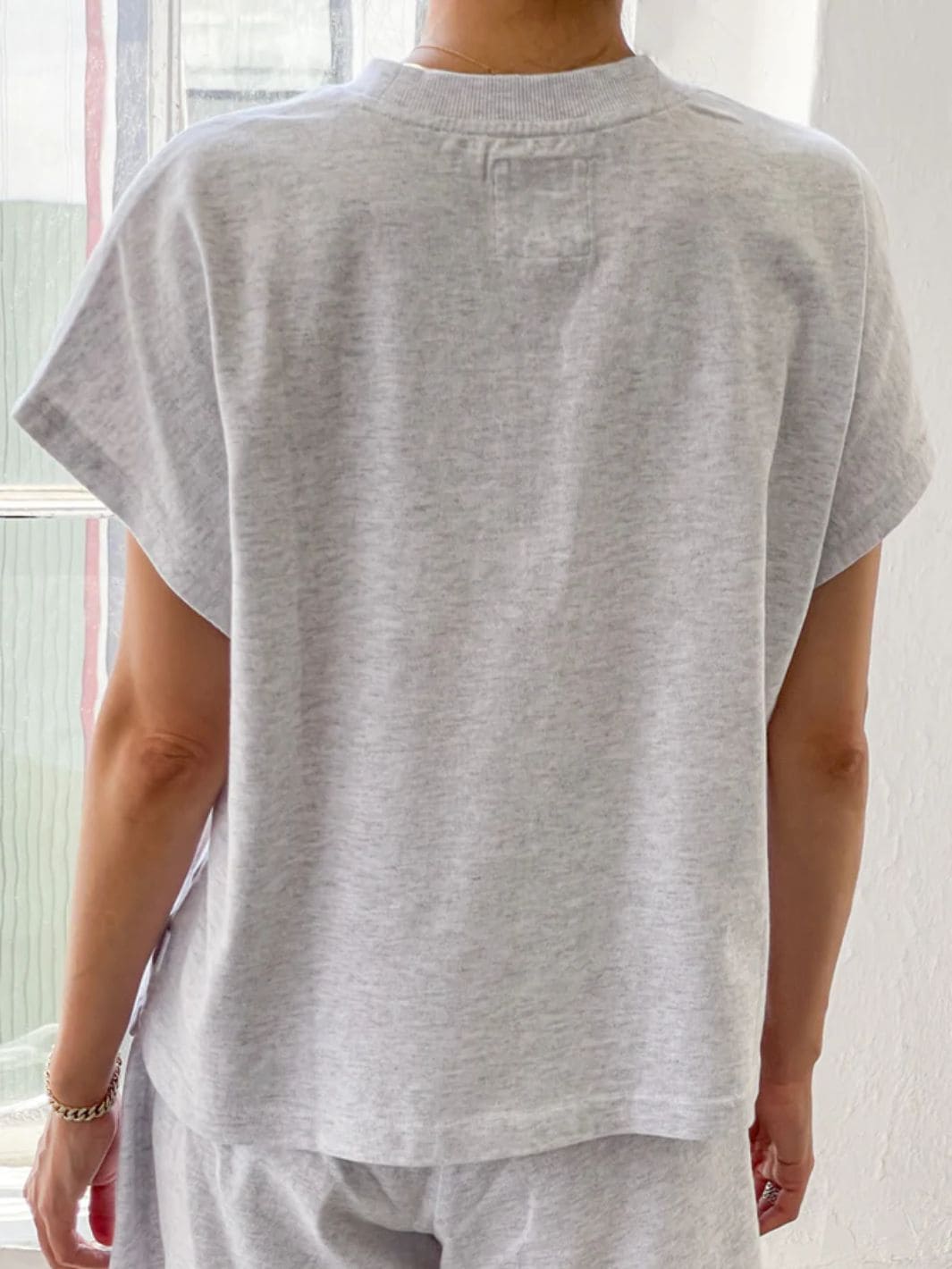Le Bon Shoppe Jeanne Tee in Icy Grey | Twentyseven Toronto