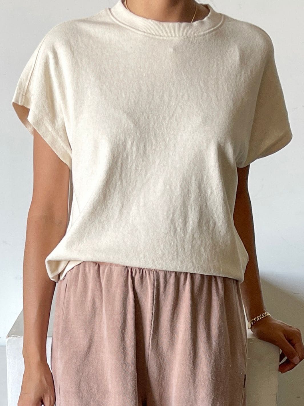 Le Bon Shoppe Jeanne Tee in Naturel | Twentyseven Toronto