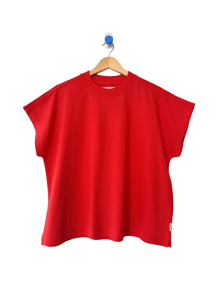 Le Bon Shoppe Jeanne Tee in Tomato on a wooden hanger | Twentyseven Toronto