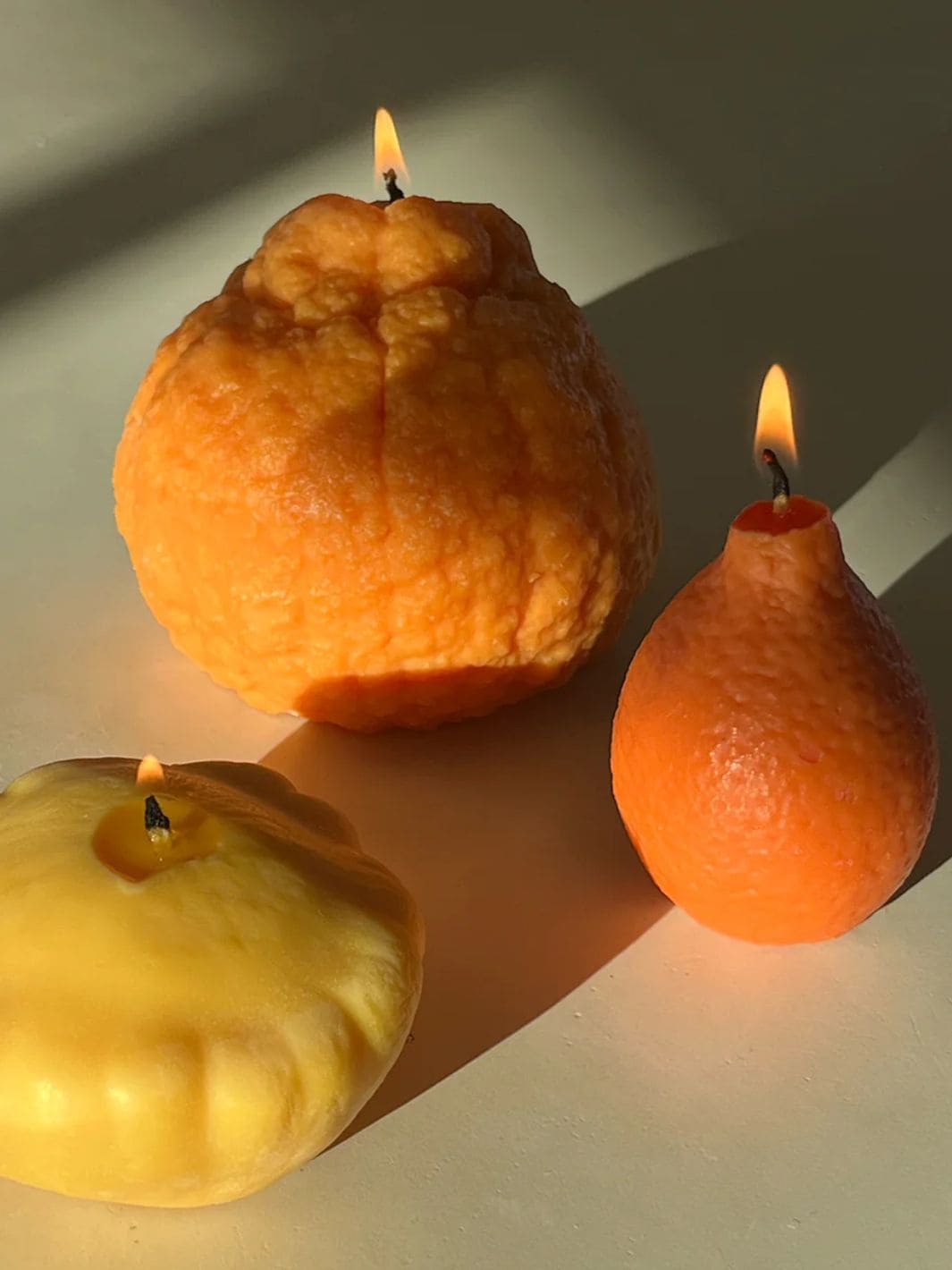 Scandles Large Dekopon Citrus Candle | Twentyseven Toronto