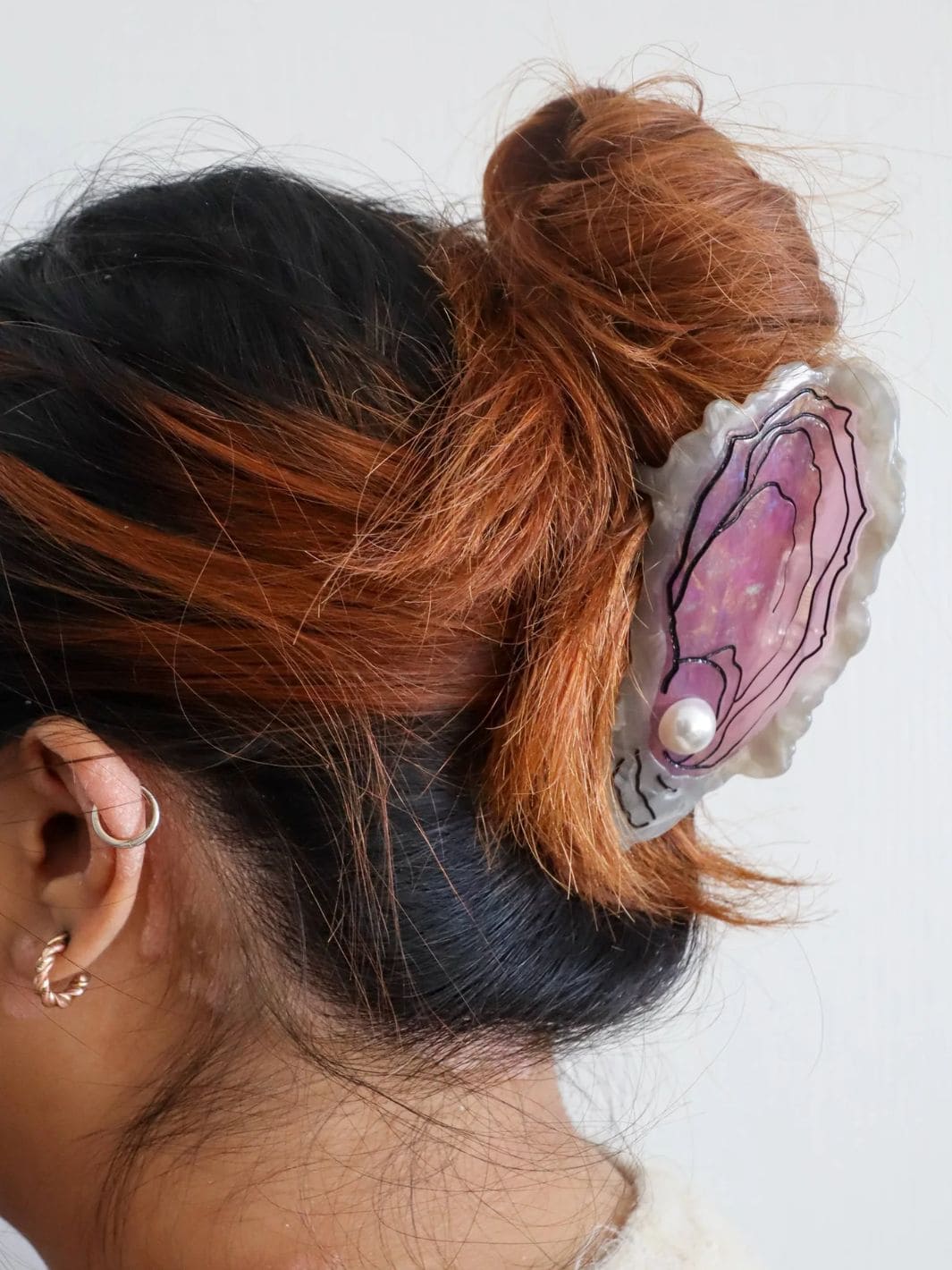 Jenny Lemons Large Oyster Hair Claw Clip | Twentyseven Toronto
