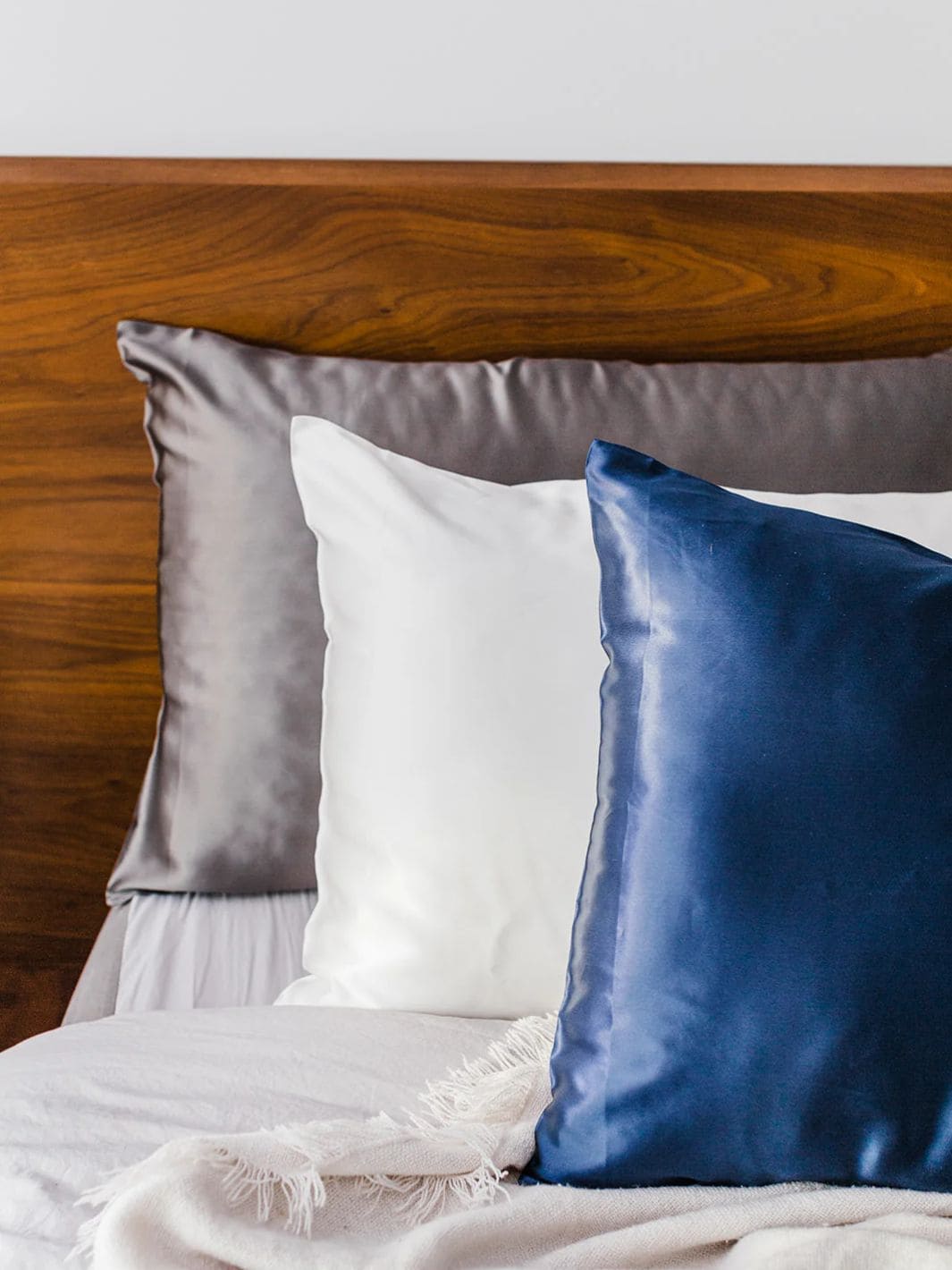 PURE SOL Beauty Mulberry Silk Pillowcase | Twentyseven Toronto