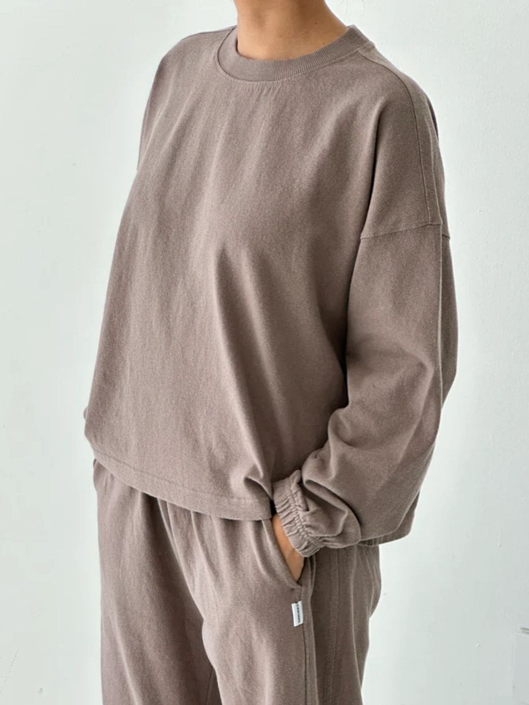 Le Bon Shoppe Naturelle Long Sleeve Tee in Mushroom | Twentyseven Toronto