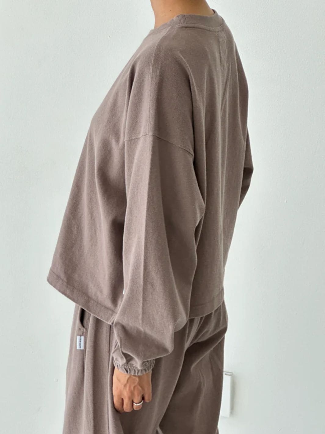 Le Bon Shoppe Naturelle Long Sleeve Tee in Mushroom | Twentyseven Toronto