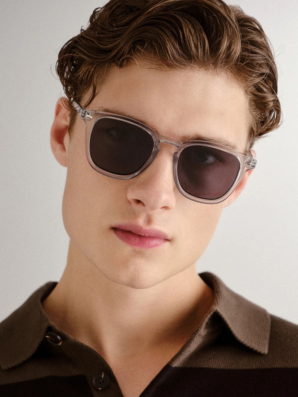 Le Specs No Biggie Sunglasses in Pewter Sunglasses | Twentyseven Toronto