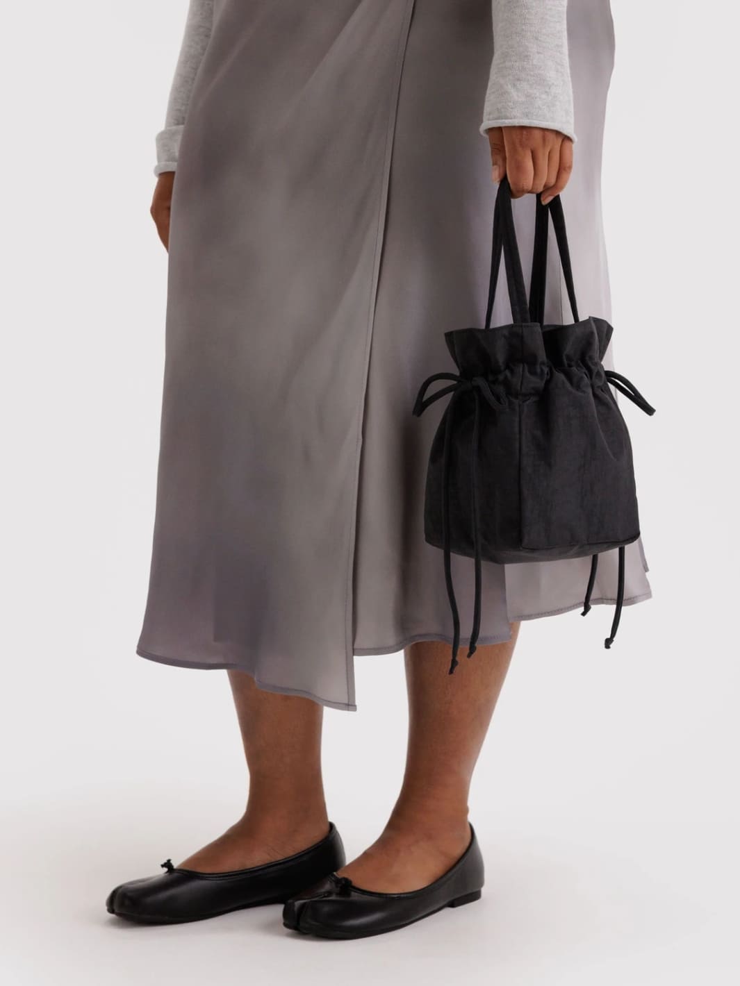 BAGGU Nylon Drawstring Bag in Black | Twentyseven Toronto