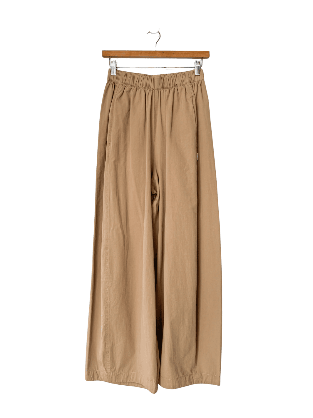 Le Bon Shoppe Parachute Pants in Khaki | Twentyseven Toronto